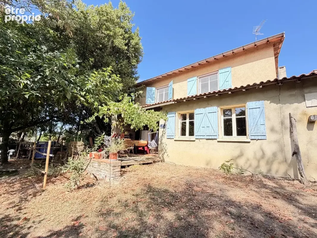 Ferme rénovée T7 de 155 m² sur un terrain de 2300 m² - photo 2