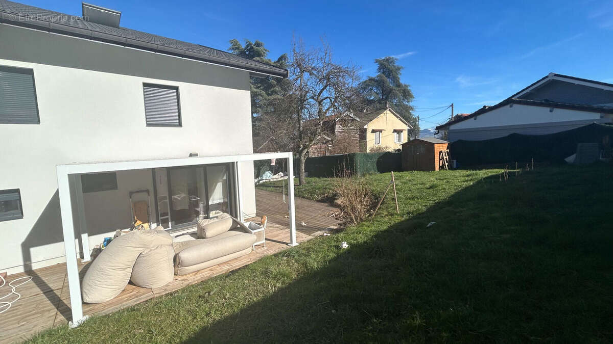 Maison 110 m² à Monnetier-Mornex  - photo 9