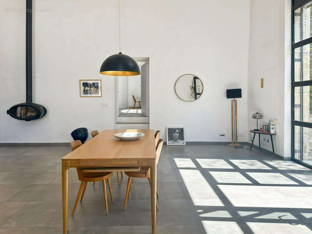 Maison à LA BAUME-CORNILLANE