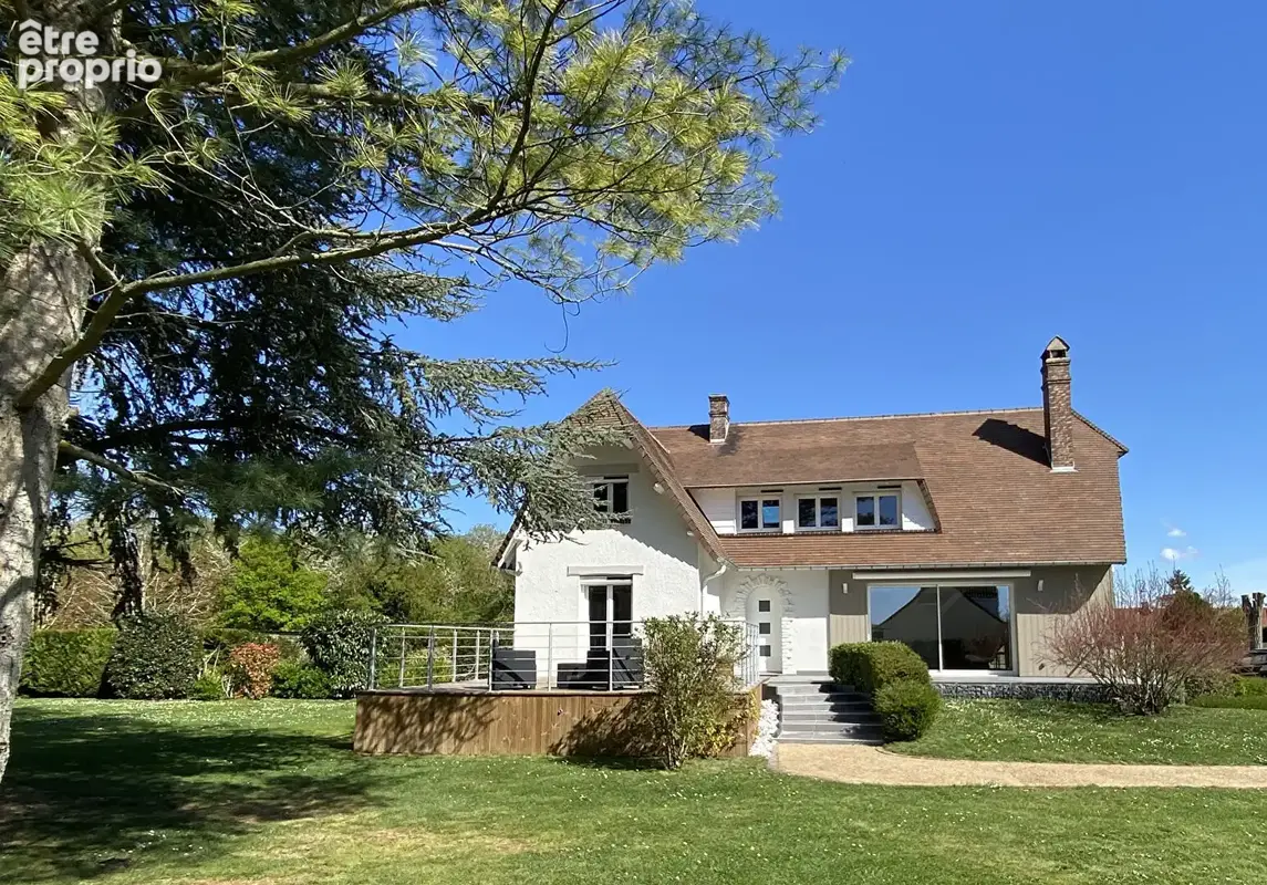 Maison à CHERISY