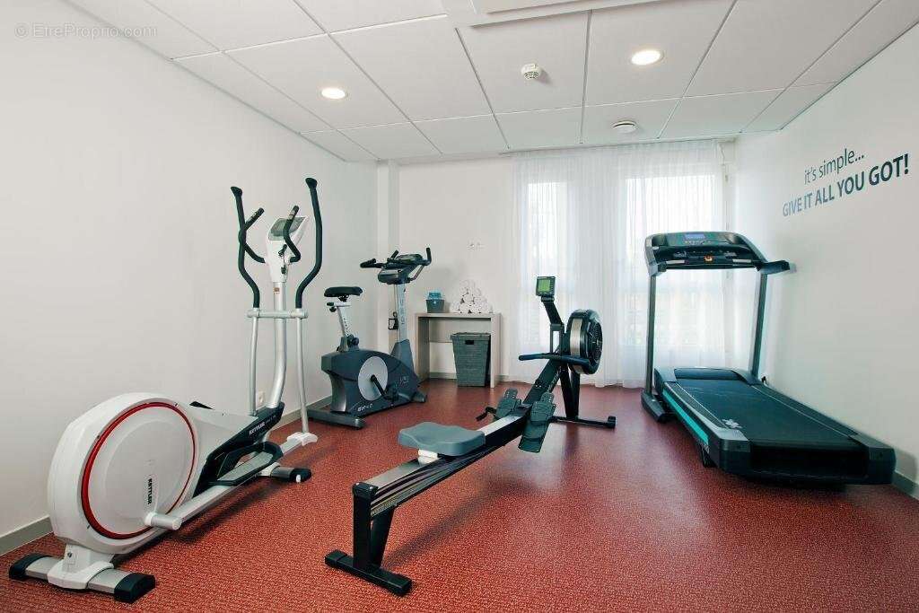 INVESTISSEMENT LOCATIF  Paris 19ème arrondissement  Résidence d'Affaires Residhome Appart Hôtel Paris Rosa Parks - 6,05 % de r - photo 8