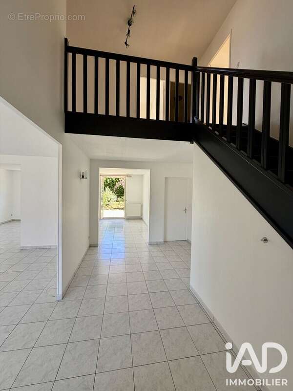 Photo 3 - Maison à MARLY