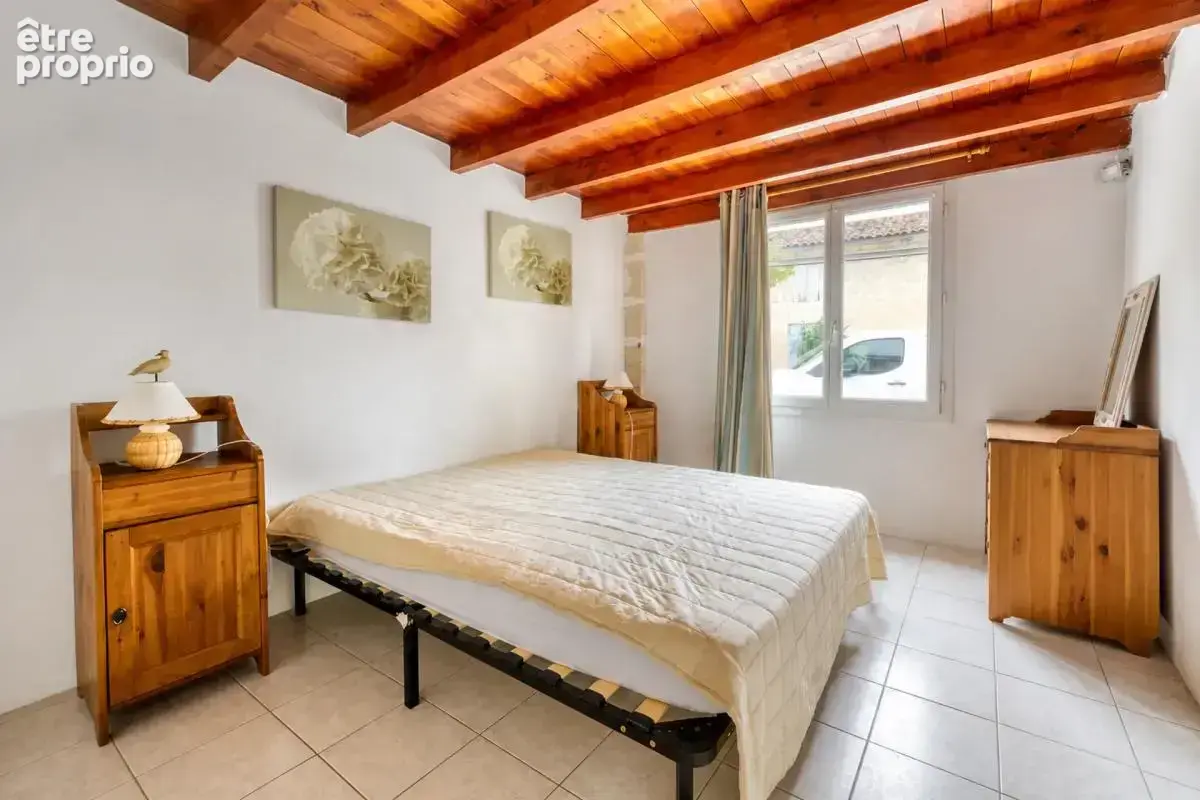 Maison de 5 pièces de 160 m² et Chalet  à Chenac-Saint-Seurin - photo 9