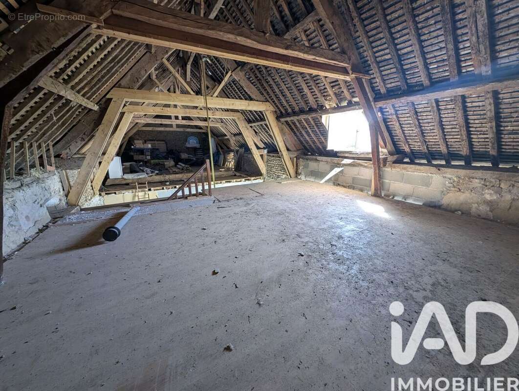 Maison 180 m² à La Selle-En-Cogles  - photo 5