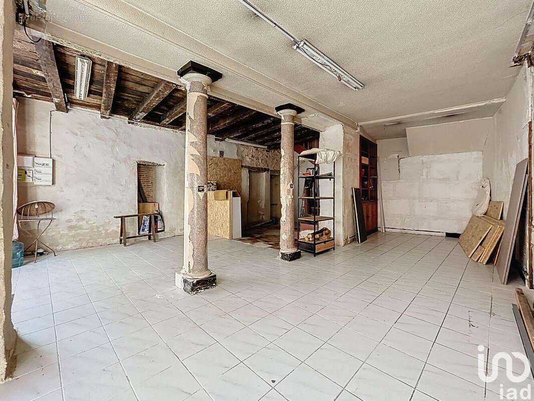 Photo 3 - Commerce à ARGENTON-SUR-CREUSE