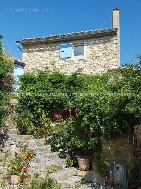 Maison à CHANTEMERLE-LES-GRIGNAN
