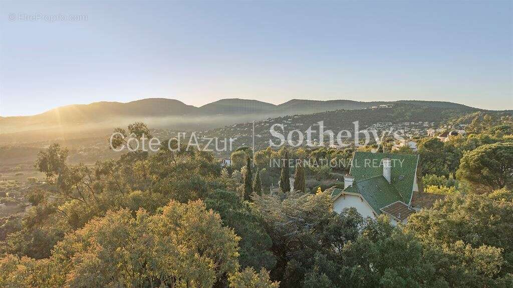 Maison à LA CROIX-VALMER