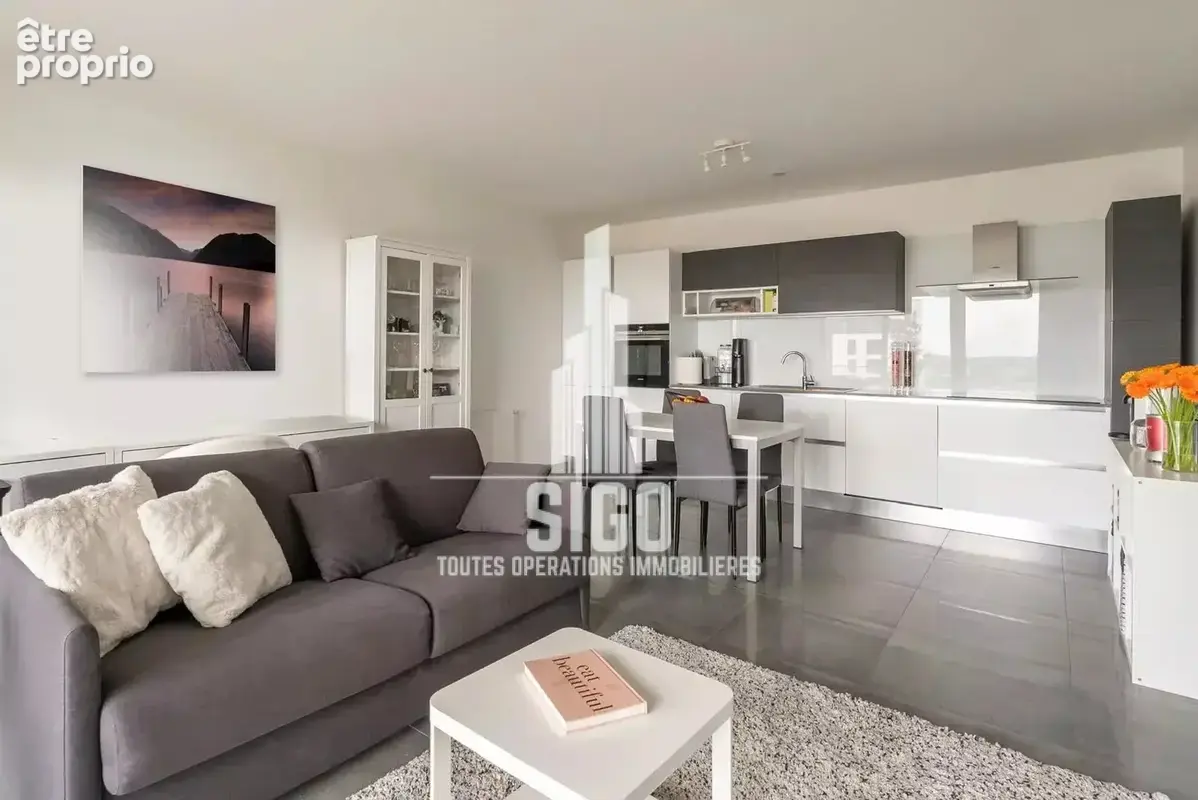Dans une résidence récente, superbe appartement meublé à vendre – route d’Esch, L-1471 Luxembourg (Gasperich) - photo 2