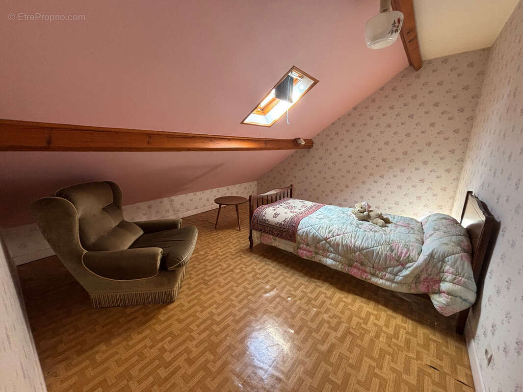 Maison traditionnelle 5 chambres – Sous-sol total – Fort potentiel BLENEAU (89) - photo 6