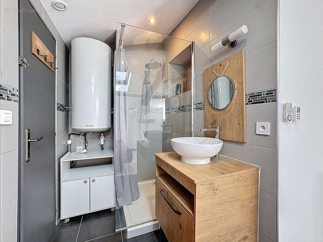 Appartement à MOIRANS