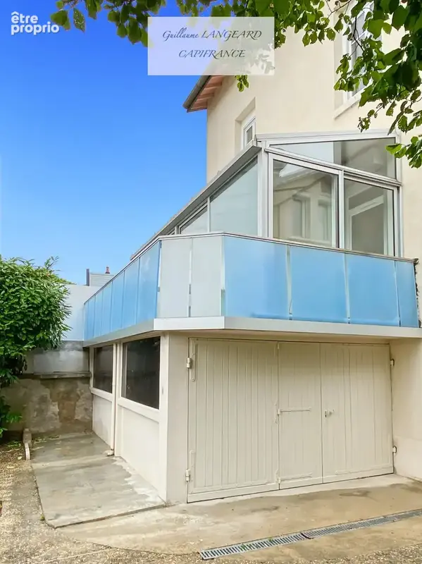 À vendre Oyonnax Centre (01100) – Demeure bourgeoise de caractère - 124 m2 - 250 m2 de terrain - photo 12