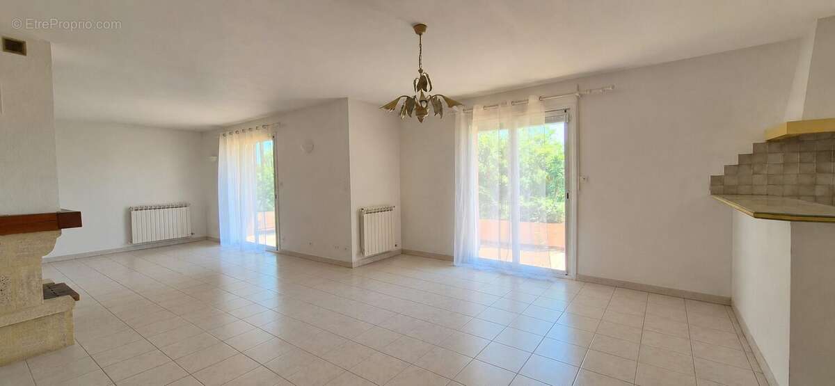 Maison 105 m² à La Ciotat  - photo 6