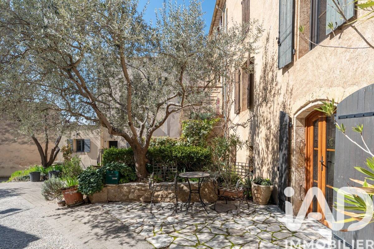 Photo 1 - Maison à JOUQUES