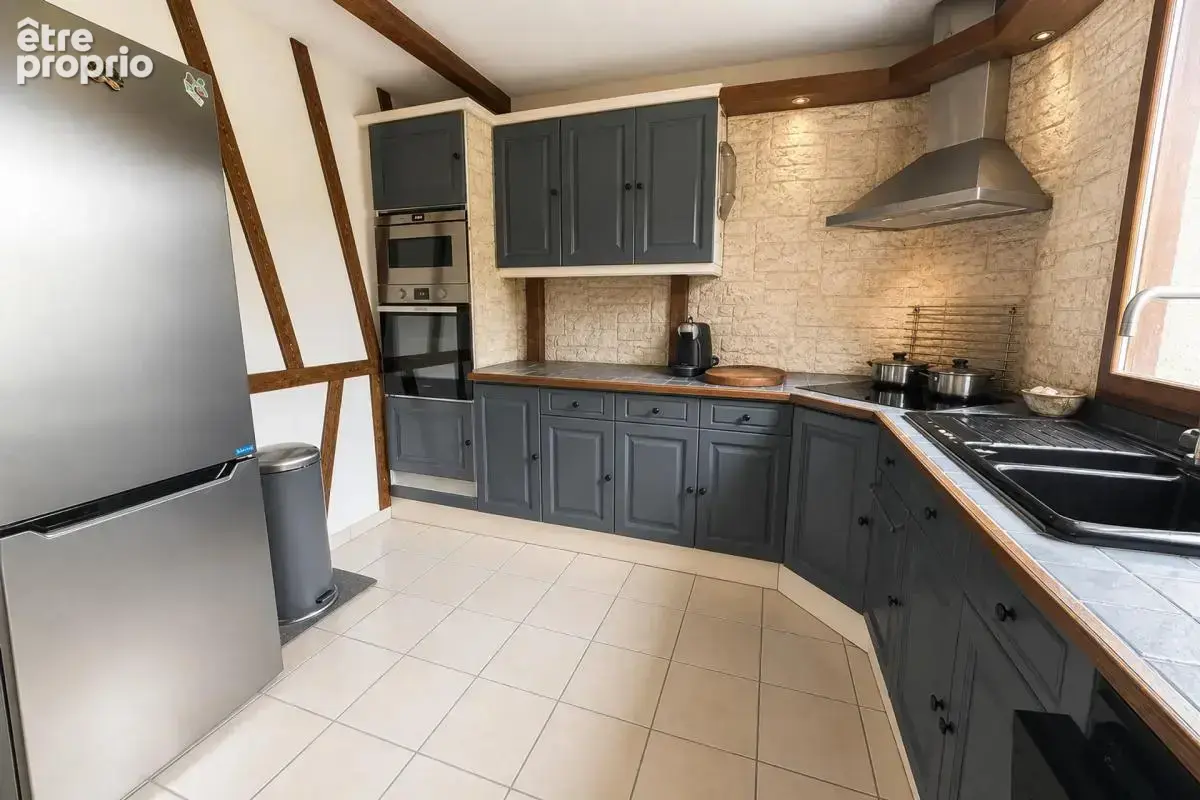 Maison de 5 pièces de 100 m² à Corbeil-Essonnes - photo 7