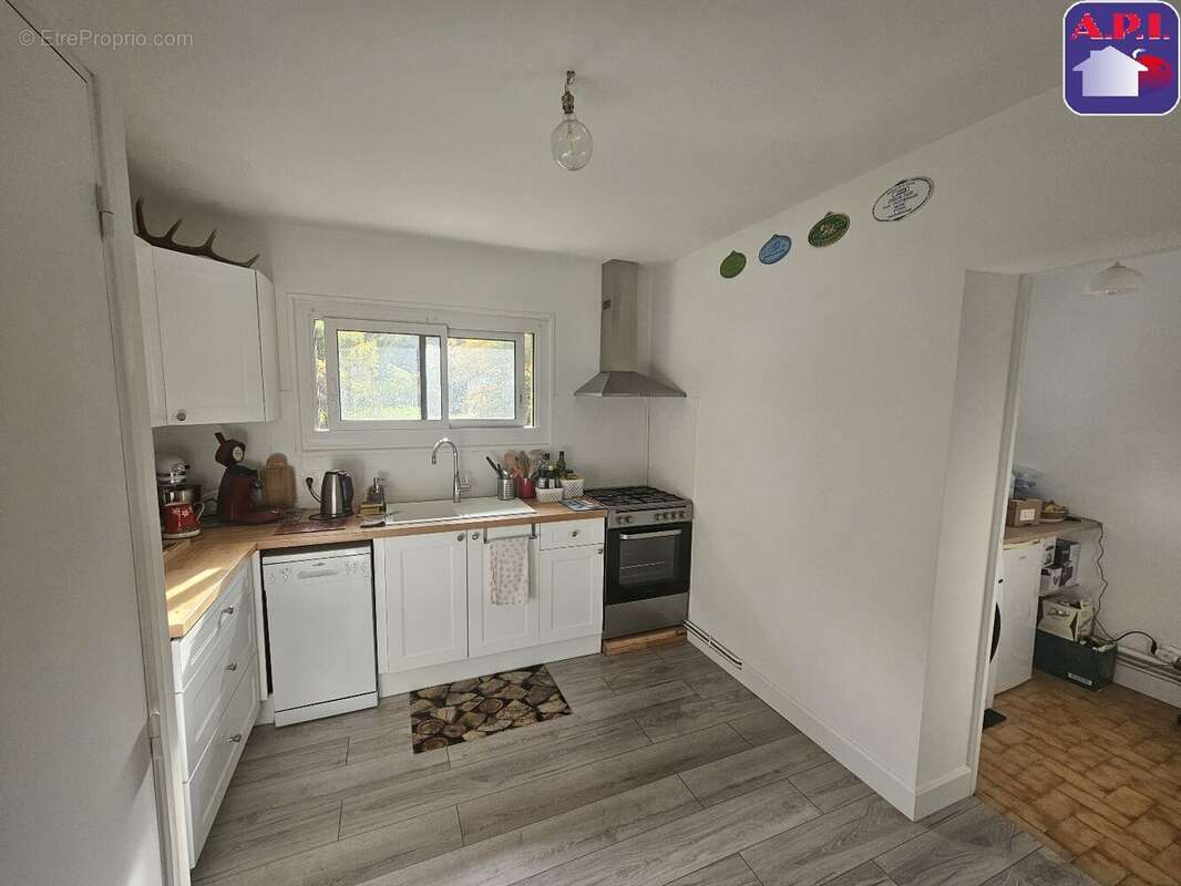 Appartement à AX-LES-THERMES