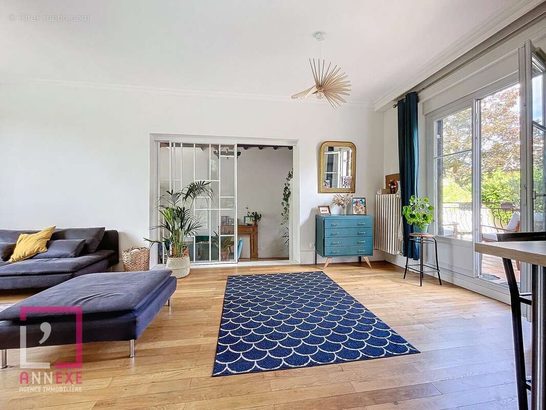 Maison à FONTAINES-SUR-SAONE