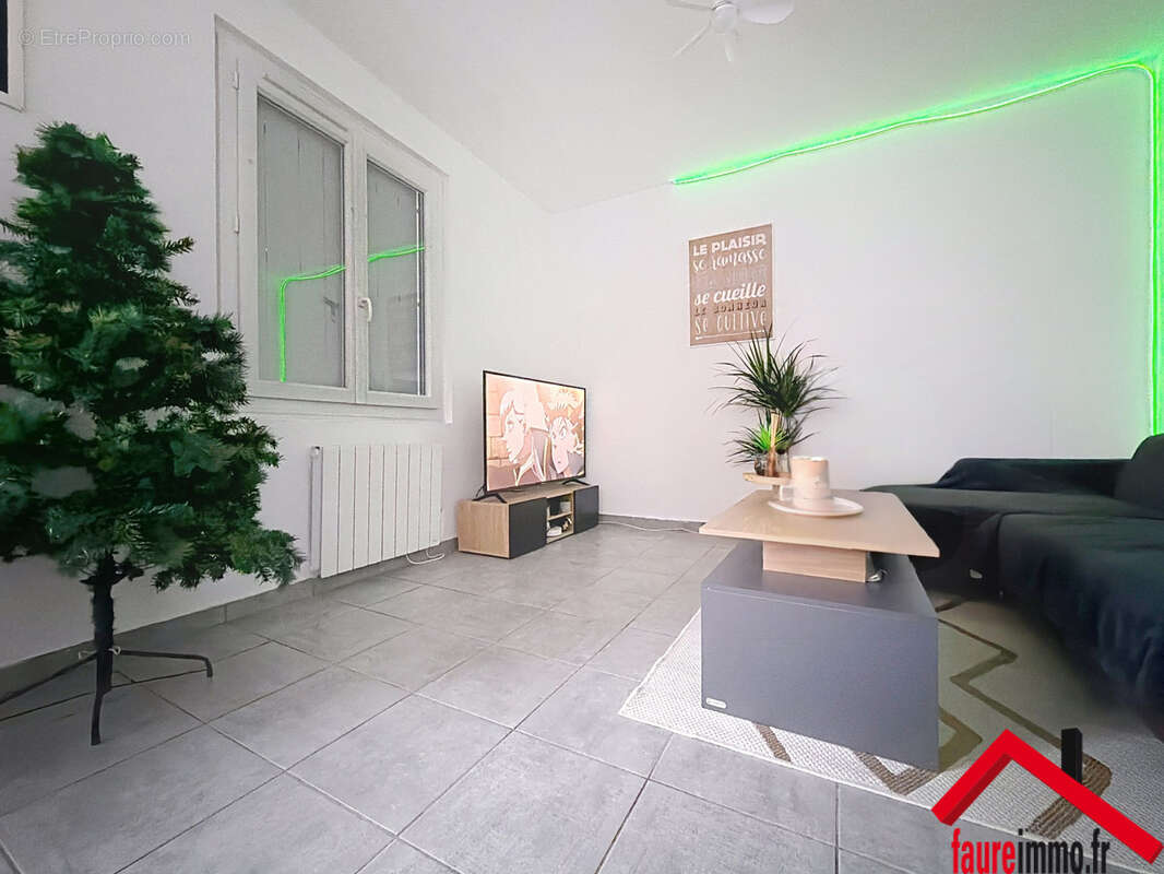 Appartement à OBJAT