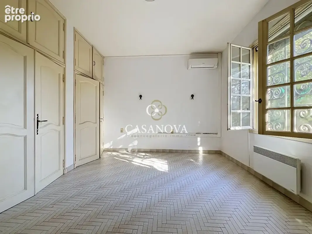 Maison spacieuse avec vue imprenable sur le Bassin de Thau et potentiel constructible - Sète, secteur Saint-Clair - photo 8