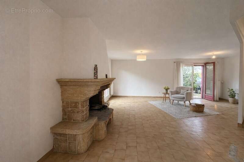 Maison à VILLEFRANCHE-SUR-SAONE