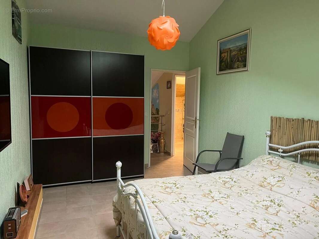 Appartement à LORGUES