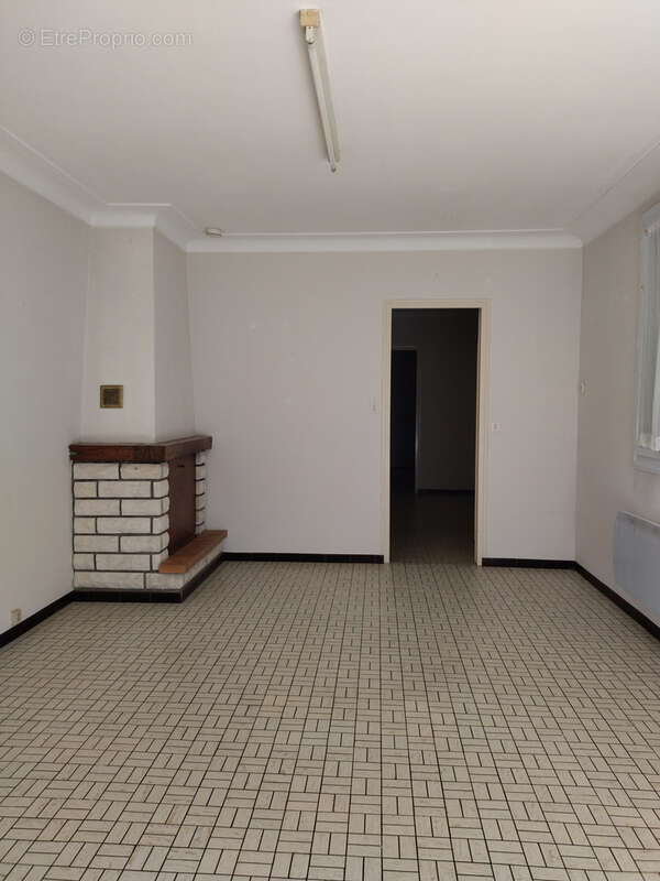 Maison à CHAUCHE
