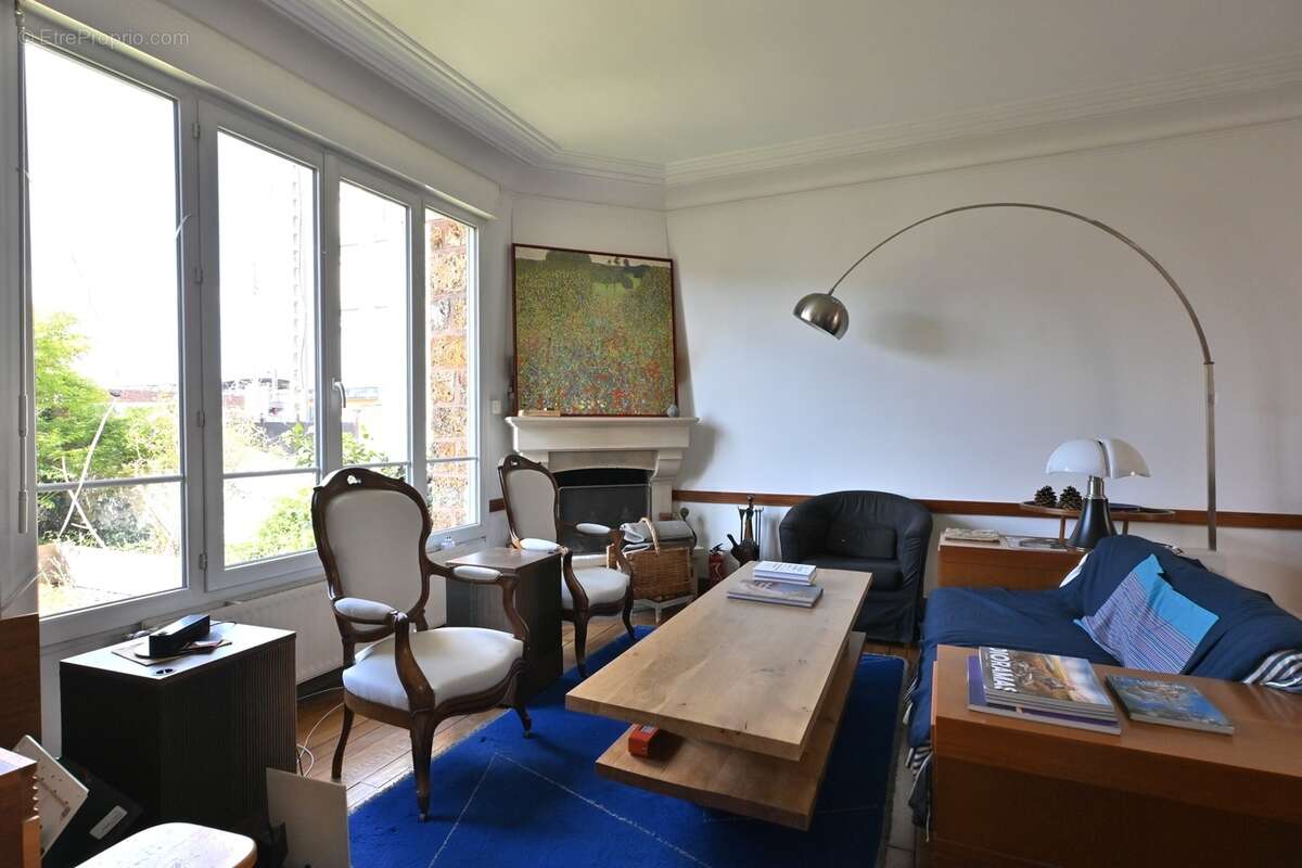 Propriété Maison - Bureau - Parkings CONFLANS SAINTE HONORINE (78) - photo 4