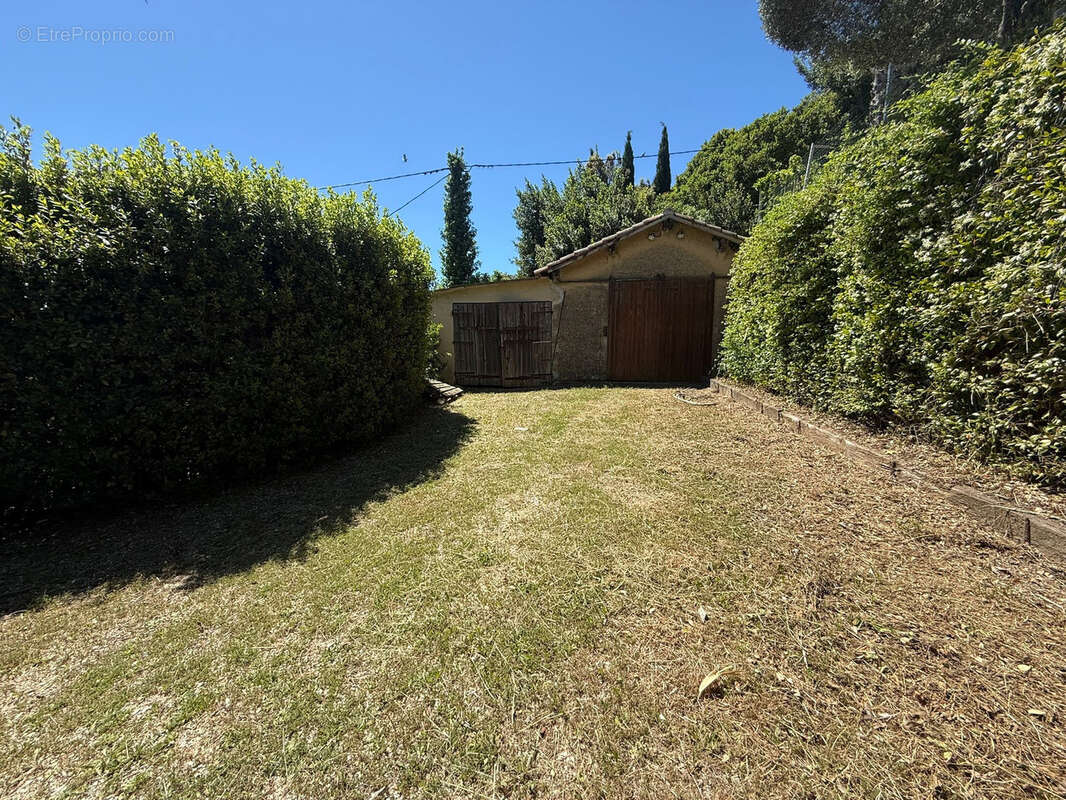 Maison à CUGES-LES-PINS