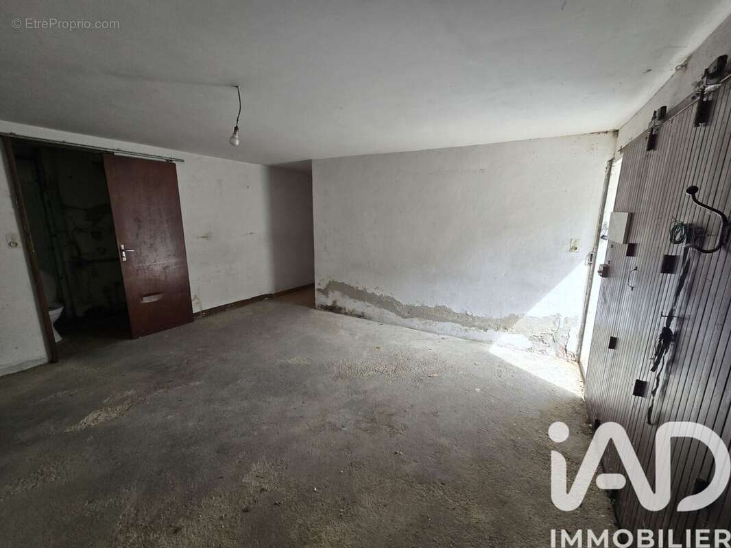 Photo 5 - Maison à JONQUIERES-SAINT-VINCENT