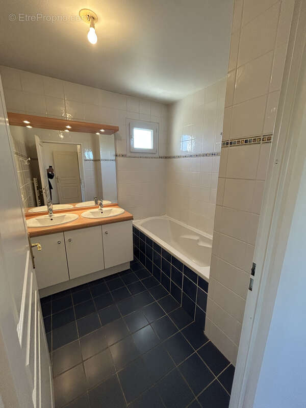 Appartement à MARSEILLE-12E