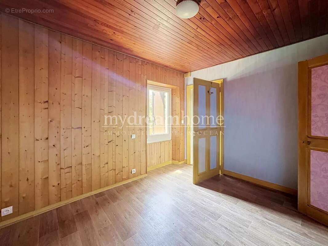Immeuble de  4 appartements de 2 chambres - Flumet (73590) - photo 25