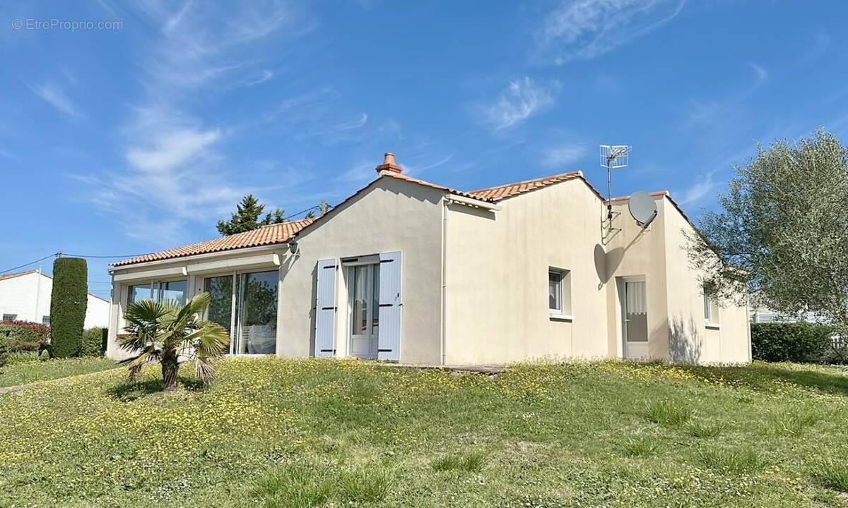 Maison à LONGEVILLE-SUR-MER