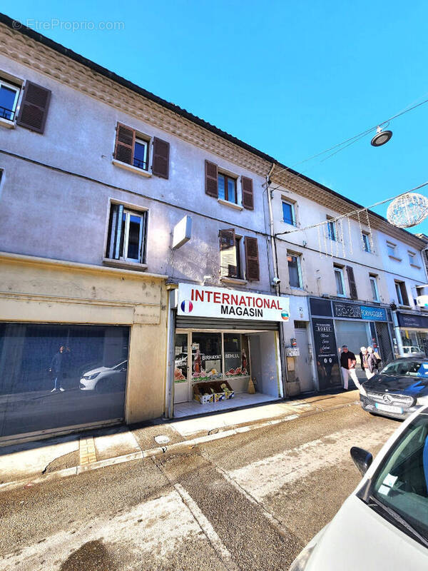Appartement à LE PEAGE-DE-ROUSSILLON