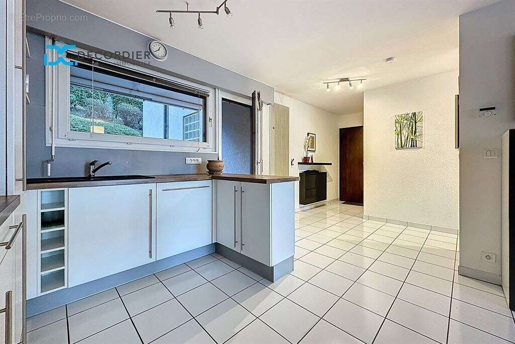 Appartement à EVIAN-LES-BAINS