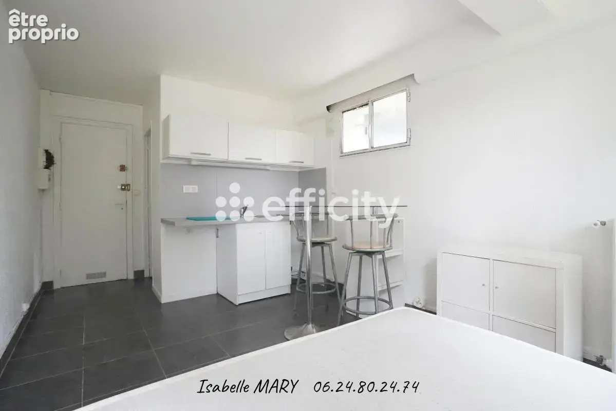 Appartement à L'HAY-LES-ROSES