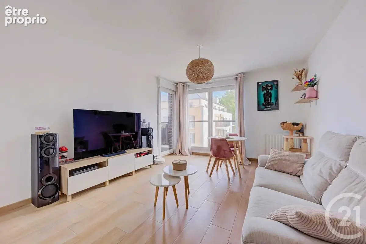 Appartement 2 pièces 45 m² à vendre à Ozoir-La-Ferriere (77330) - photo 2