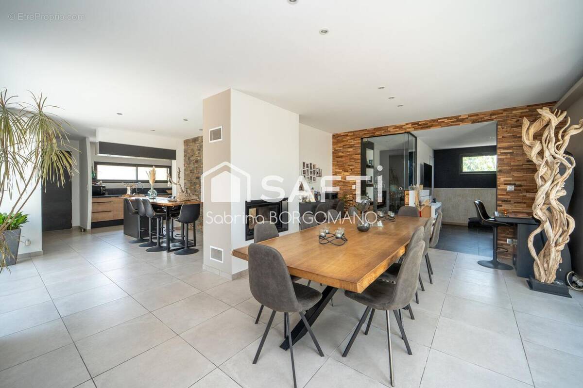 Photo 1 - Maison à BRENS