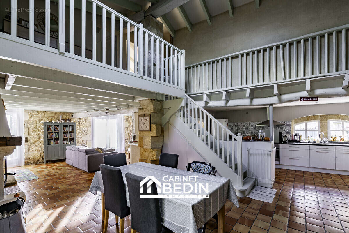 Maison à PEUJARD