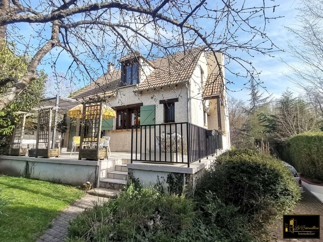Maison à SAINTE-MESME
