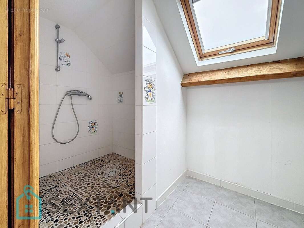 Maison 126 m2 sur un terrain de 873 m2 - photo 7