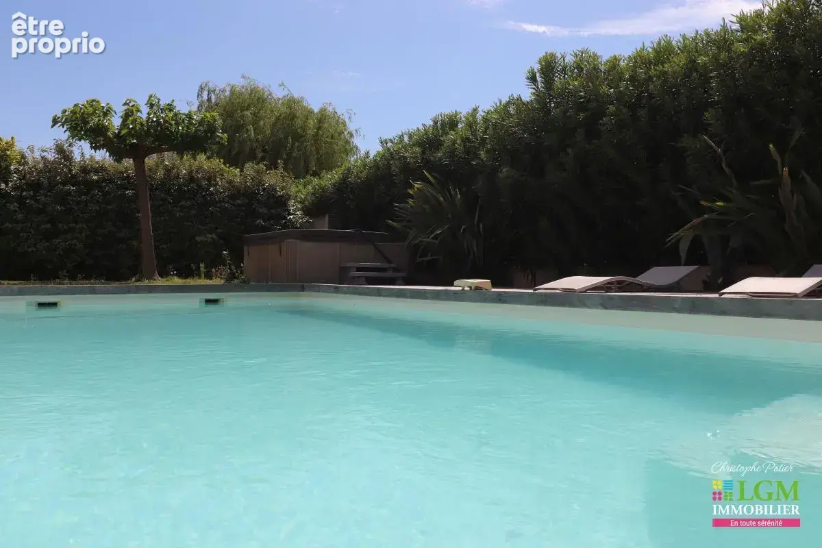 Villa de 188 m² aux belles prestations prête à vous accueillir - photo 2