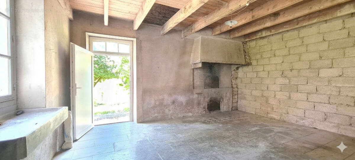 Maison à BETHELAINVILLE