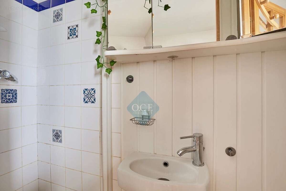 Appartement à PARIS-11E