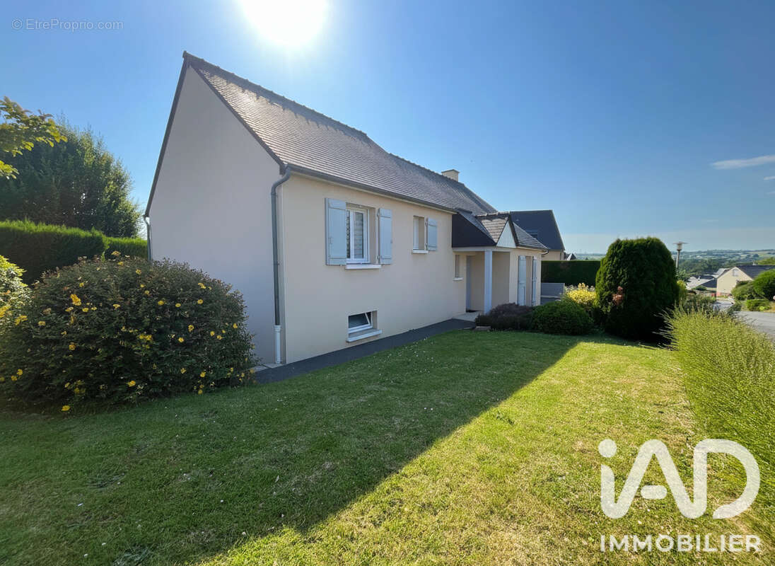 Photo 2 - Maison à JAVENE