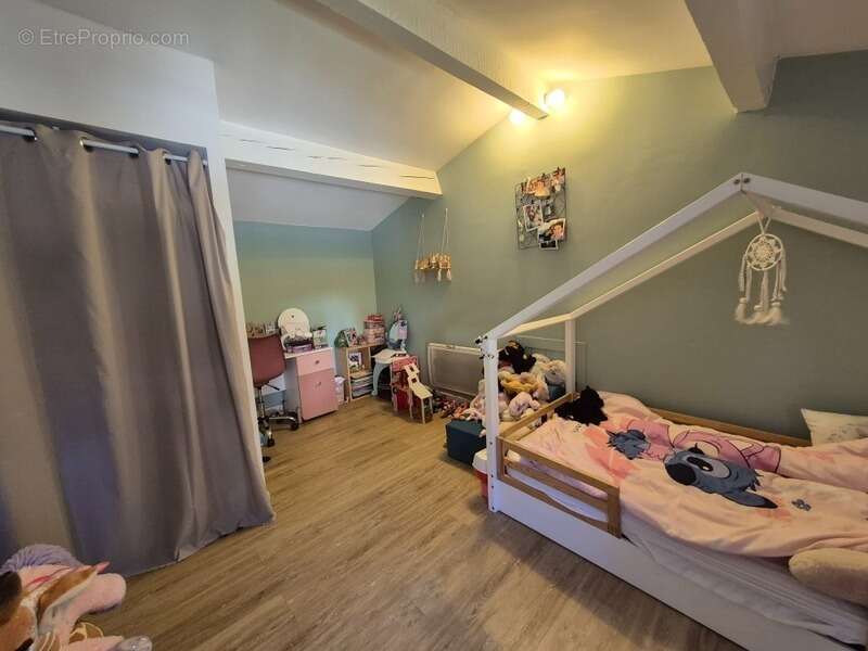 Maison à SOLLIES-TOUCAS