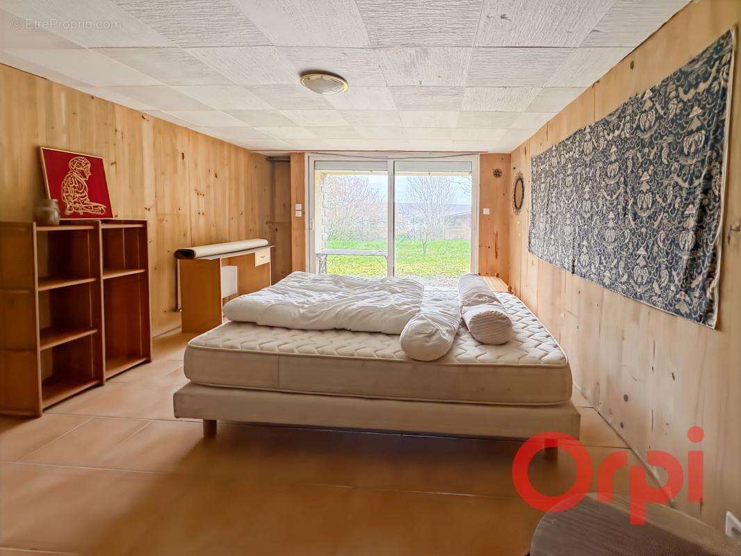 Maison à SAINT-AMAND-MONTROND