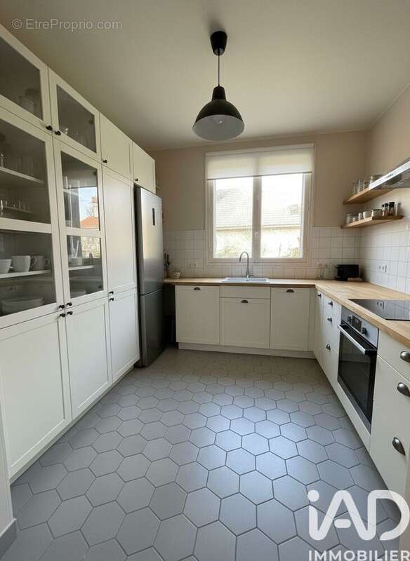 Photo 3 - Maison à LIVRY-GARGAN