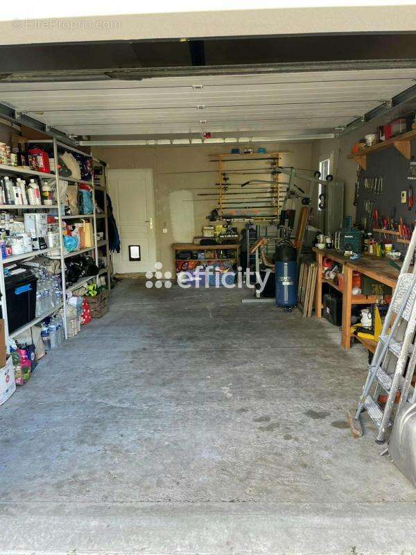 Maison à ALBARET-SAINTE-MARIE