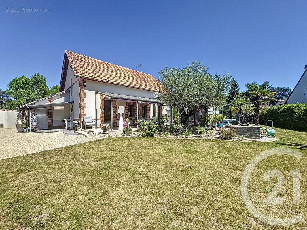 Maison à MENESTREAU-EN-VILLETTE