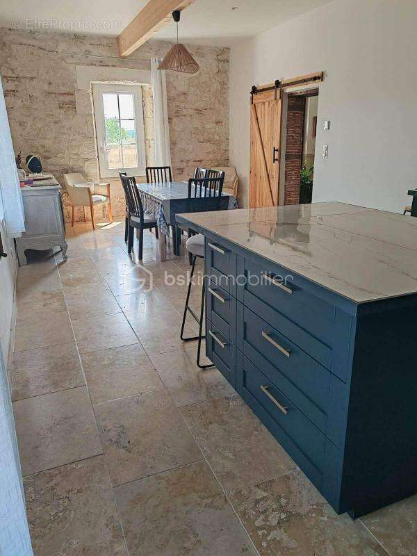 Maison à LAMONZIE-SAINT-MARTIN