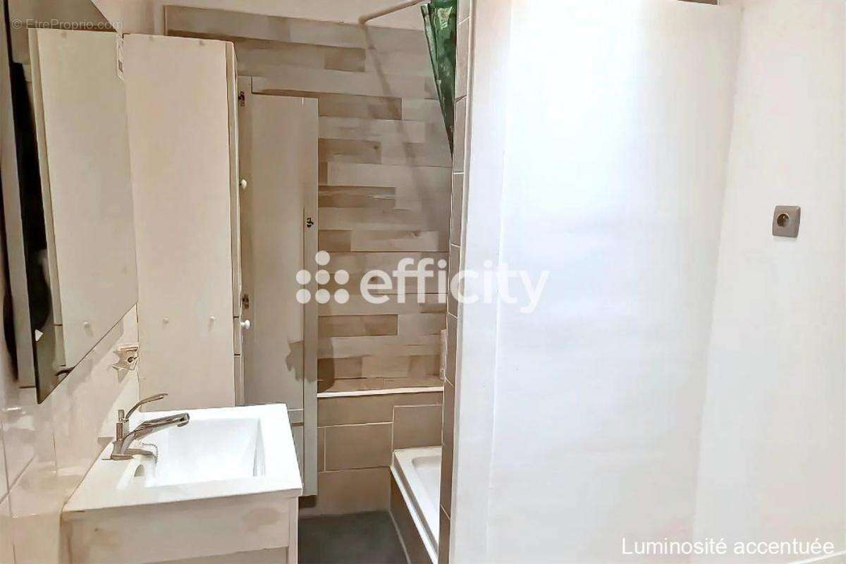 Maison à COLOMBIERS